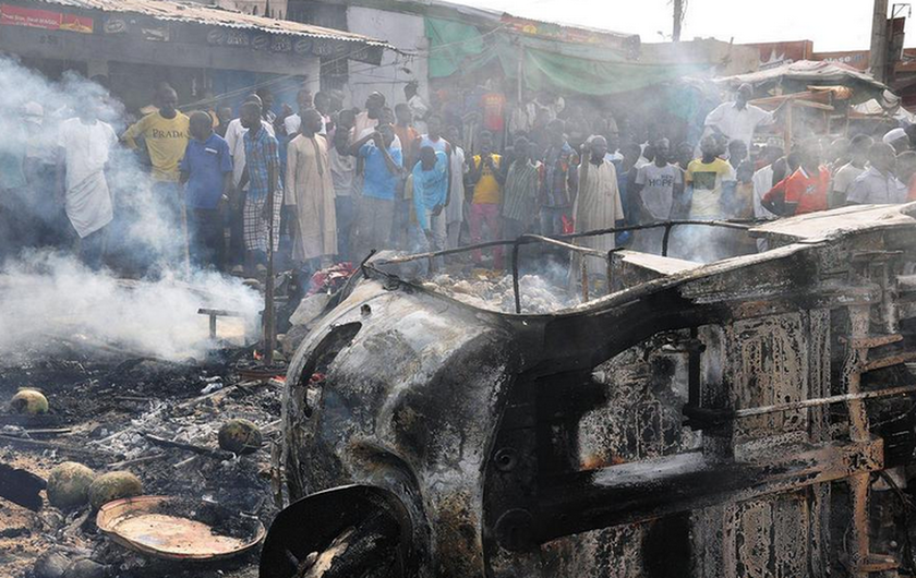 Νιγηρία: Τουλάχιστον έξι νεκροί από επίθεση γυναίκας καμικάζι