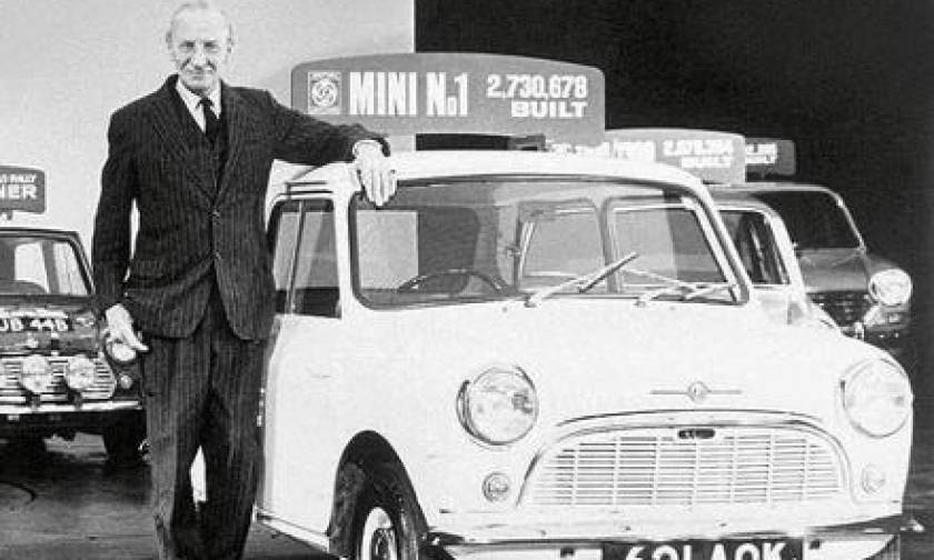 Σαν σήμερα το 1959 ο ελληνικής καταγωγής Άλεκ Ισιγώνης μας συστήνει το Mini Cooper