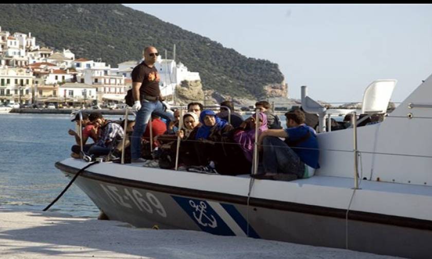 Το Λιμενικό συνέλαβε διακινητές μεταναστών στην Τήλο