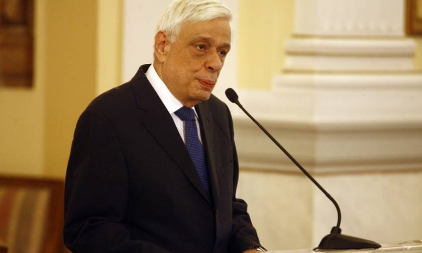 Πρ. Παυλόπουλος: «Αδιαπραγμάτευτη η πορεία της Ελλάδας εντός της Ευρωζώνης» (pics)