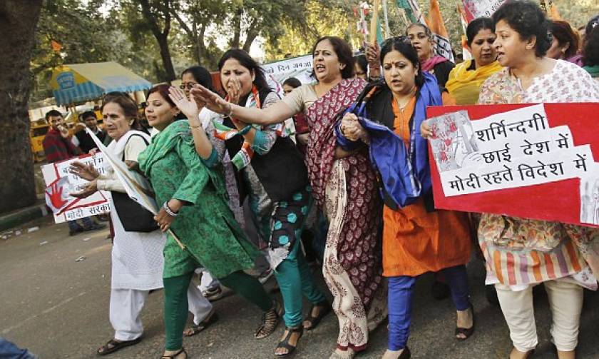 Ινδία: Καταδίκασαν σε βιασμό δύο κορίτσια γιατί ο αδερφός τους κλέφτηκε με παντρεμένη