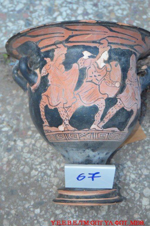 Κοζάνη: Έκρυβε οπλοστάσιο αλλά και πολλά αρχαία αντικείμενα (photos)