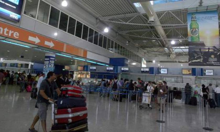 Ιόνιο: Δημοψήφισμα για την ιδιωτικοποίηση των 4 περιφερειακών αεροδρομίων