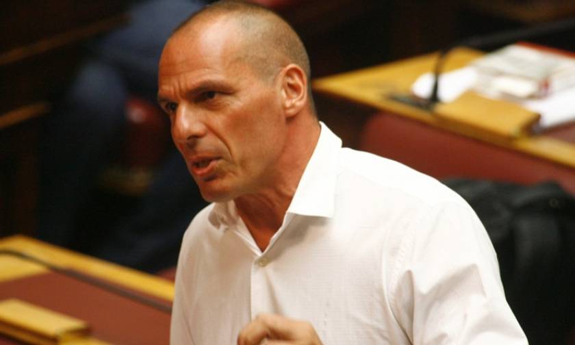 Βαρουφάκης: Το ελληνικό πρόγραμμα καταδικάζει τις επόμενες γενιές