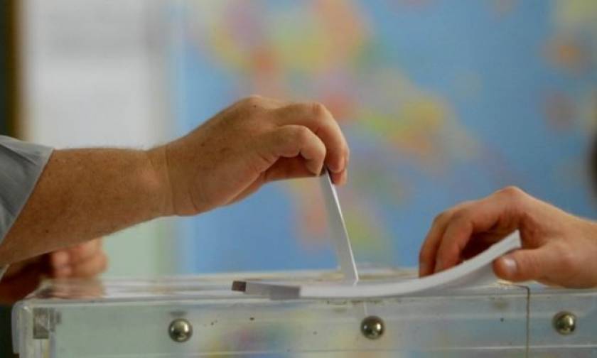 Εκλογές 2015: Ανατροπή και προεκλογικό «θρίλερ» - Μπροστά η ΝΔ σε νέα δημοσκόπηση