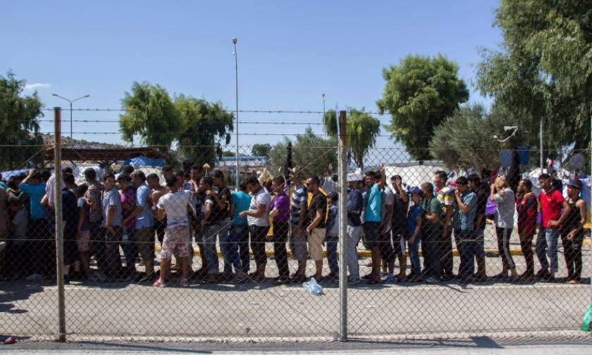 Migrants removed from Mytilene port
