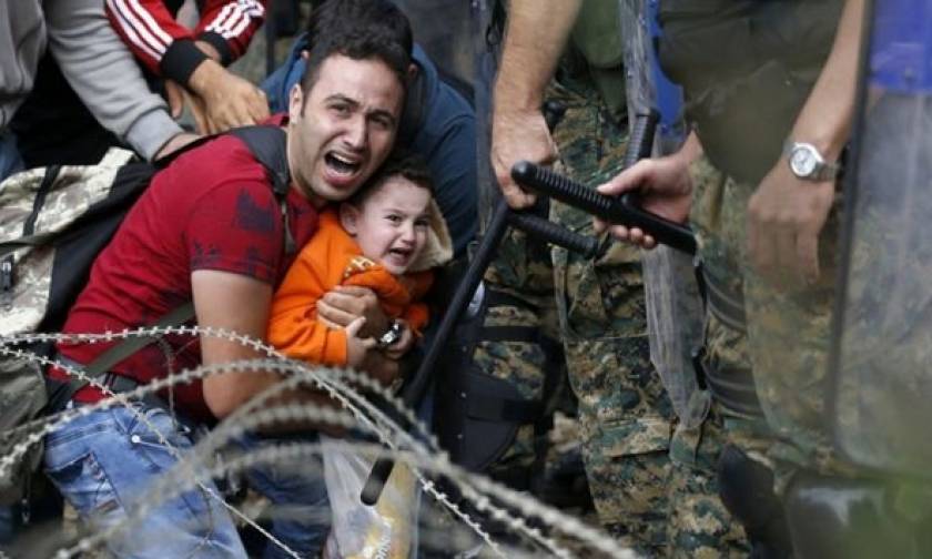 Το προσφυγικό δράμα μέσα από δέκα συνταρακτικές φωτογραφίες (photos)
