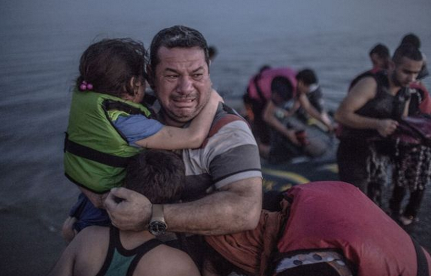Το προσφυγικό δράμα μέσα από δέκα συνταρακτικές φωτογραφίες (photos)  