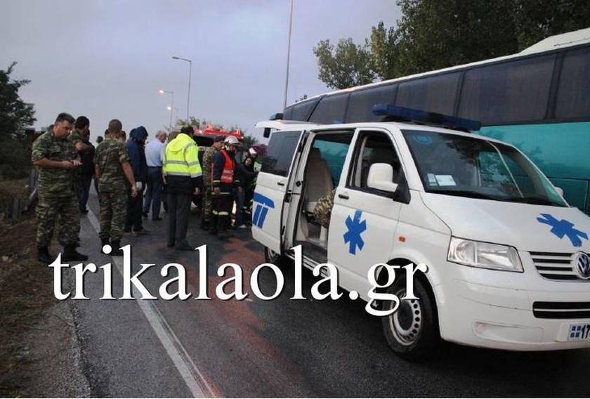 Τροχαίο με επτά τραυματίες στα Τρίκαλα - Στρατιωτικό τζιπ συγκρούστηκε με ΚΤΕΛ (photos - video)