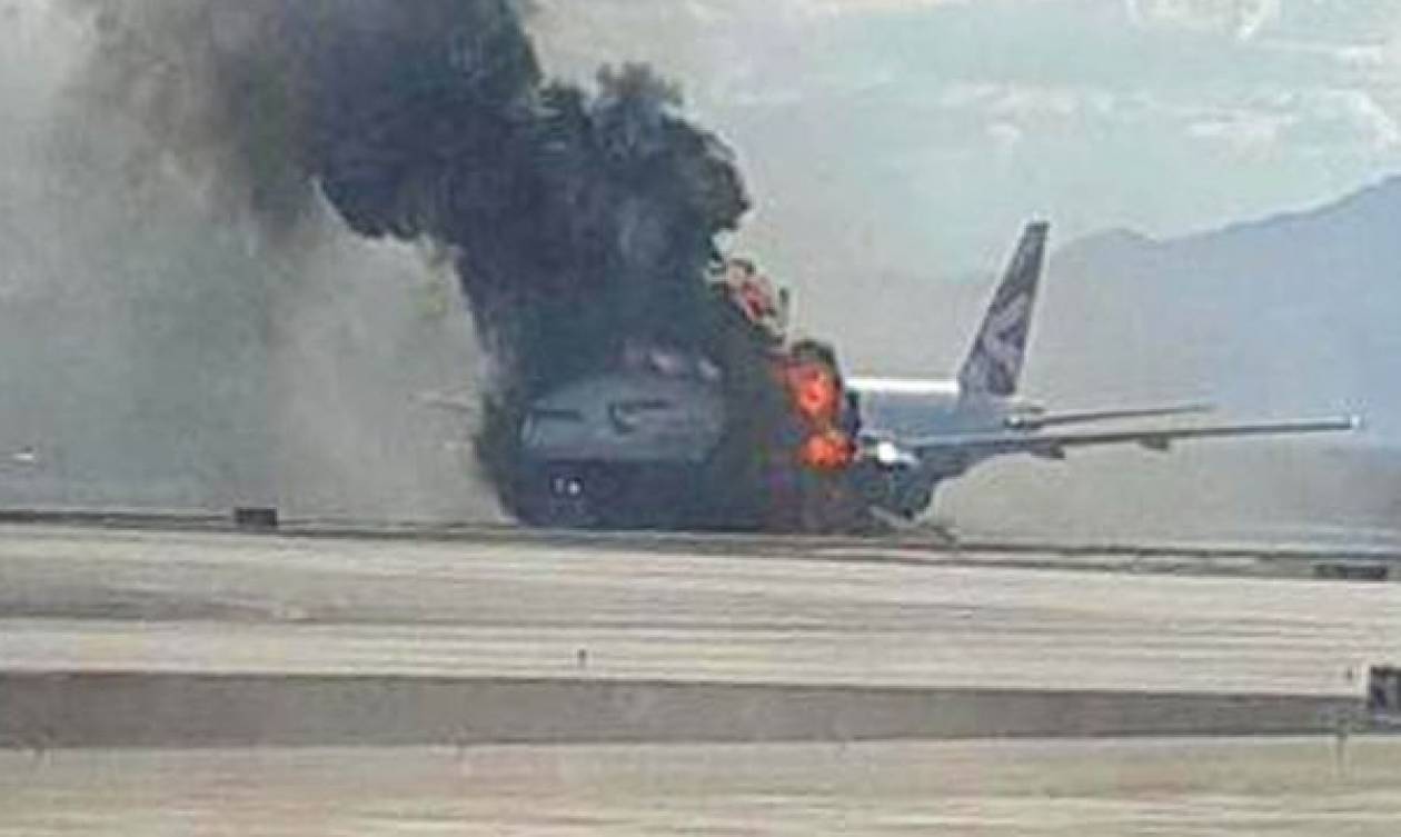 Στιγμές τρόμου μέσα στο αεροπλάνο της British Airways που άρπαξε φωτιά (video)