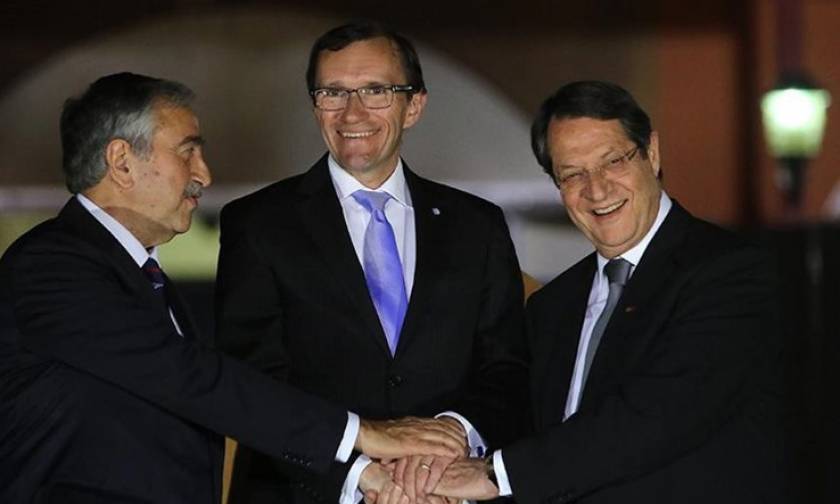 Κυπριακό: Λύση το συντομότερο δυνατόν συμφώνησαν Αναστασιάδης-Ακιντζί-Αιντε