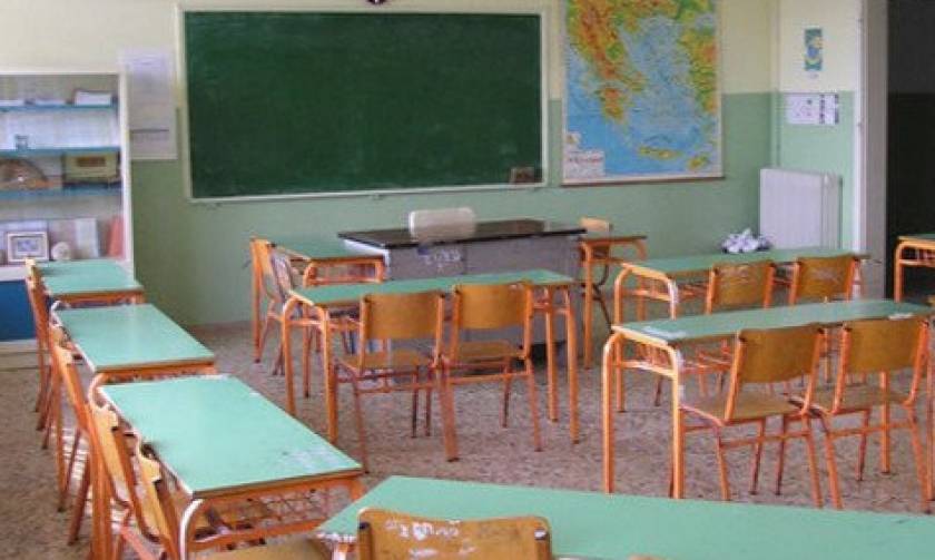 Μπακογιάννης: Εξήντα σχολεία κλειστά στη Στερεά Ελλάδα