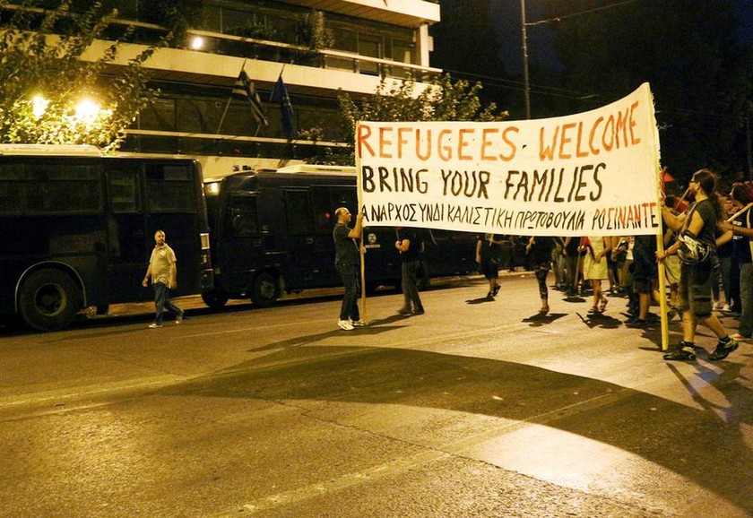 Αθήνα: Συγκέντρωση και πορεία υποστήριξης σε πρόσφυγες και μετανάστες (photos)