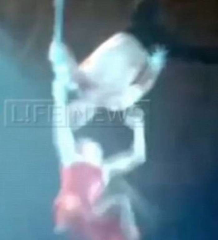 Τρομακτικό ατύχημα σε τσίρκο: Ακροβάτισσα έπεσε στο κενό από τα 10 μέτρα! (video)
