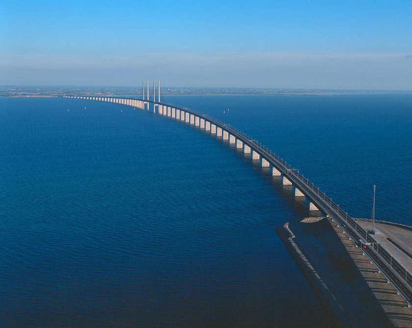 Μια μοναδική γέφυρα στη Σουηδία (photos)