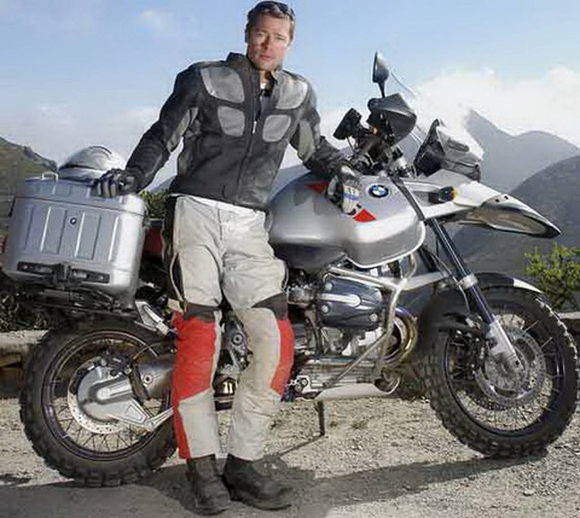 Κλασσική Μοτοσυκλέτα: Ο Brad Pitt αγόρασε μία μοτοσυκλέτα από τη μάχη της Κρήτης