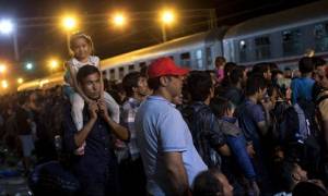 Κροατία: Άλλα δέκα λεωφορεία με πρόσφυγες έφθασαν στα σύνορα με την Ουγγαρία