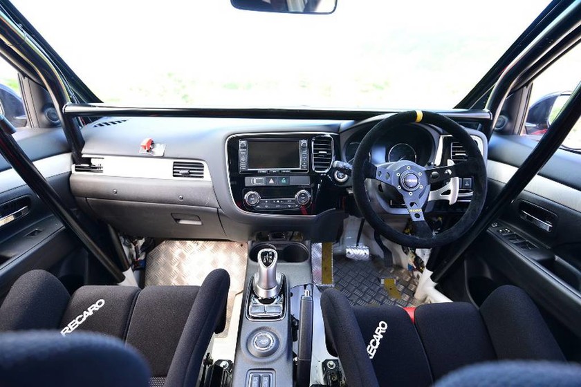 Mitsubishi: Το Νέο Outlander PHEV στο Baja Portalegre 500 Challenge