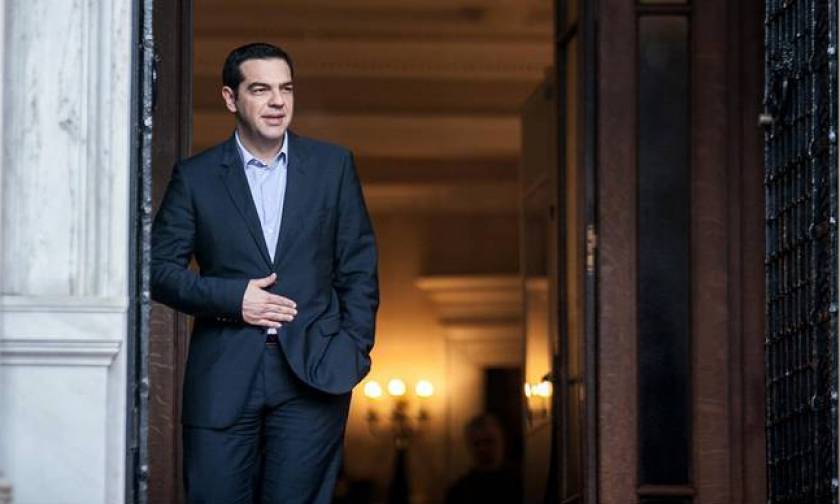 PM Tsipras leaves for Brussels