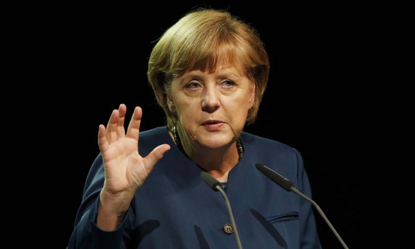 Σύνοδος Κορυφής – Μέρκελ: Λάθος της Ευρώπης αν δεν επιλύσει την προσφυγική κρίση