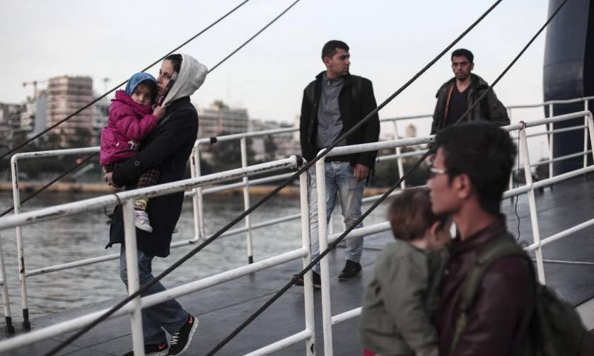 Πειραιάς: Αφίχθησαν δύο πλοία με 3.857 μετανάστες