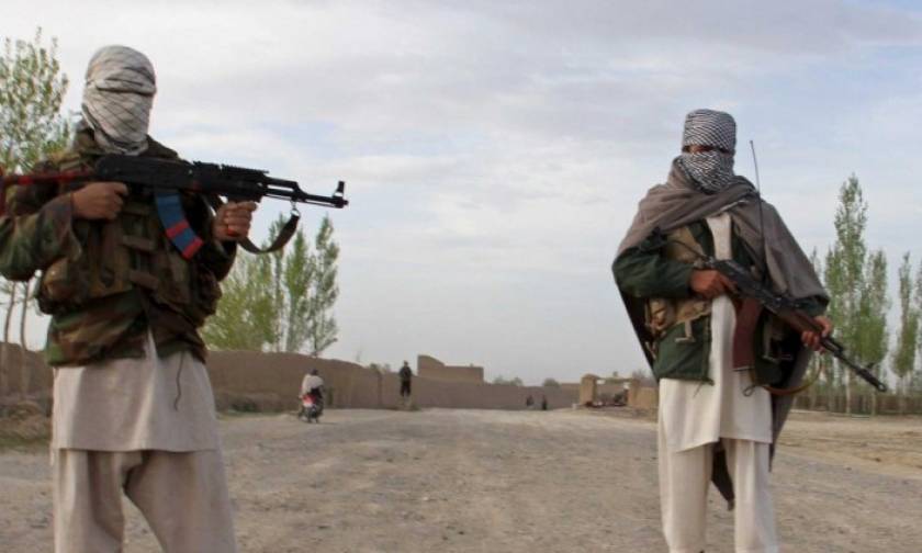 Αφγανιστάν: Οι Ταλιμπάν κατέλαβαν στρατηγική πόλη απελευθερώνοντας εκατοντάδες συντρόφους τους