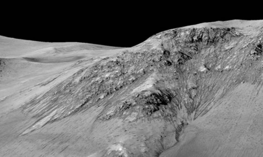 Νερό στον Άρη: Σαρώνει στο διαδίκτυο η ανακάλυψη της NASA