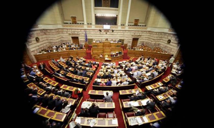 Βουλή: Το Σάββατο (03/10) ορκίζονται οι βουλευτές, τη Δευτέρα (05/10) αρχίζουν οι προγραμματικές