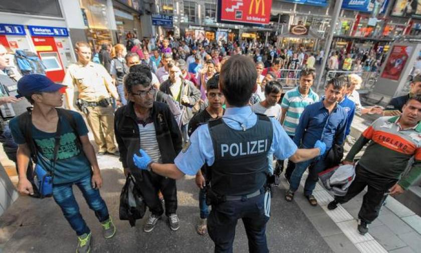 Γερμανία - Ντε Μεζιέρ: Στα σύνορα θα εξετάζεται μελλοντικά το δικαίωμα χορήγησης ασύλου
