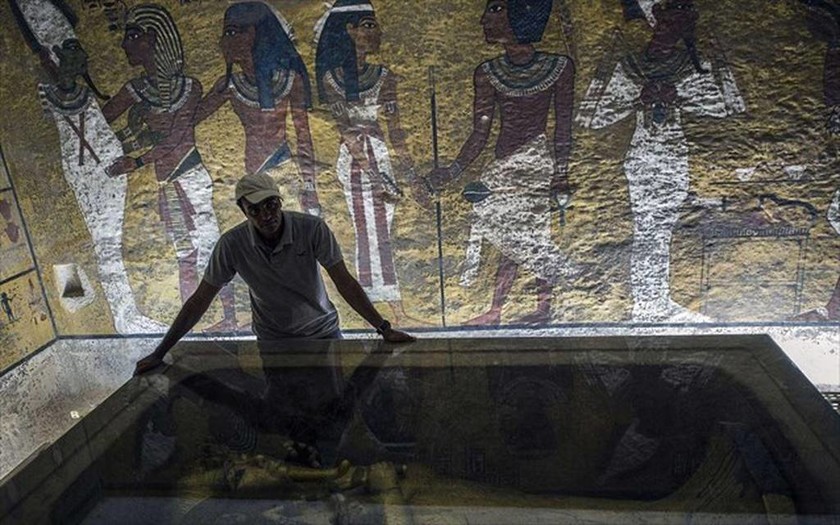 Νεφερτίτη: Έρευνες για τον τάφο της διασημότερης βασίλισσας της αρχαίας Αιγύπτου (photos)