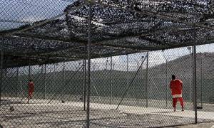 Σε απεργία πείνας ο τελευταίος Βρετανός κρατούμενος του Γκουαντανάμο (Photos)