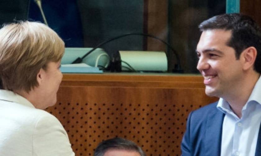 Tsipras, Merkel, Faymann discuss refugees issue