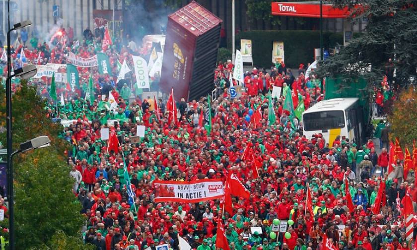 Βρυξέλλες: Χιλιάδες άνθρωποι διαδήλωσαν κατά της λιτότητας