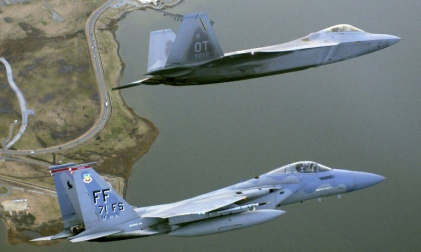 «Αεροσκάφη της συμμαχίας υπό την ηγεσία των ΗΠΑ άλλαξαν πορεία για να αποφύγουν τους Ρώσους»