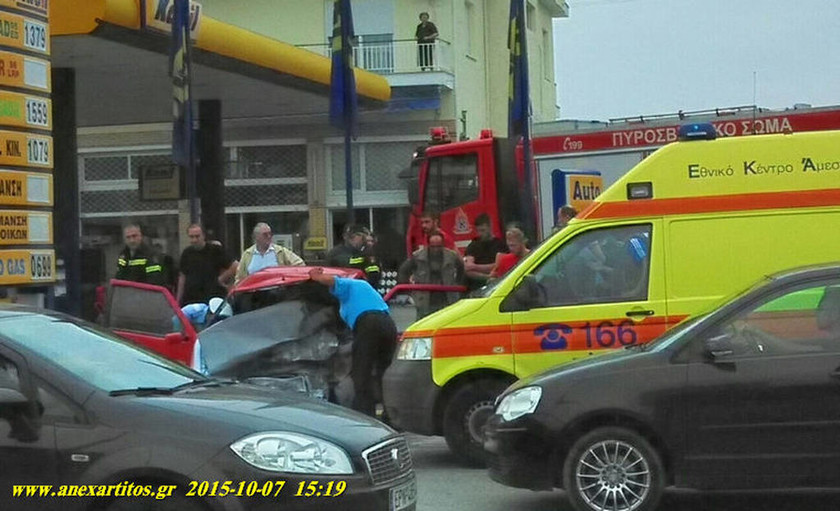 Σοβαρό τροχαίο με τραυματία στις Σέρρες (photos)