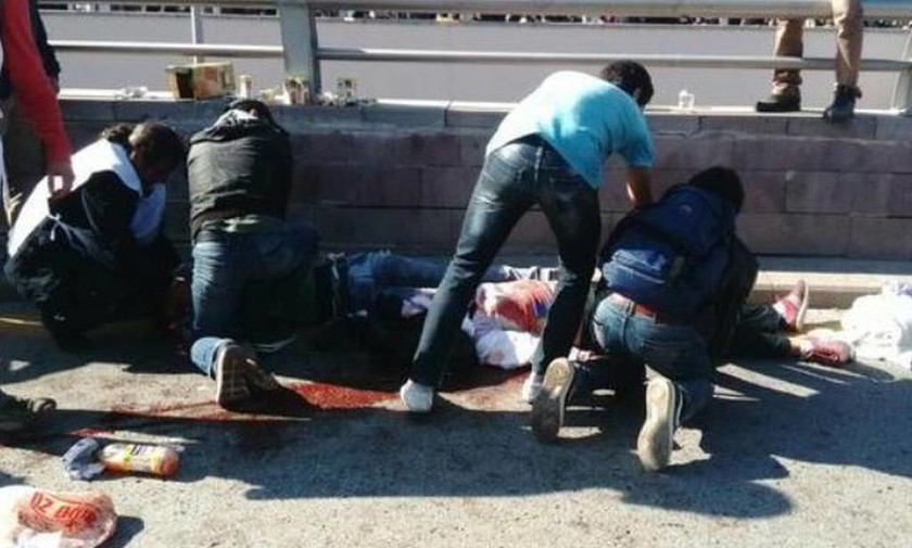 Σοκ στην Τουρκία: Δεκάδες νεκροί από βομβιστική επίθεση (pics&video) (2)