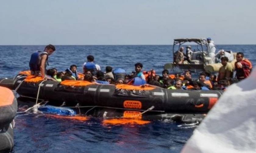 Οι ισπανικές αρχές διέσωσαν εκατοντάδες Αφρικανούς μετανάστες ανοιχτά της Λιβύης