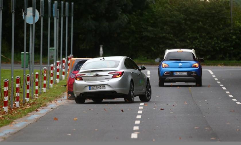 Opel: Επίδειξη τεχνολογίας για βελτιωμένη οδήγηση στην πόλη