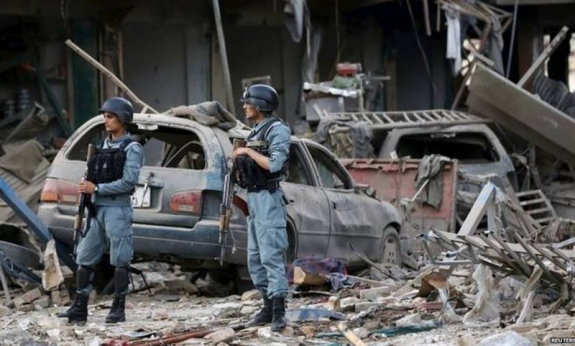 Αυτοκινητοπομπή του ΝΑΤΟ ήταν ο στόχος επίθεσης αυτοκτονίας στην Καμπούλ