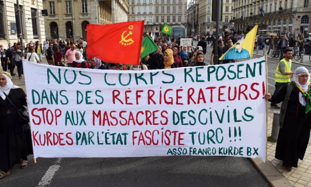 Χιλιάδες Κούρδοι διαδήλωσαν στο Παρίσι κατά της τουρκικής κυβέρνησης