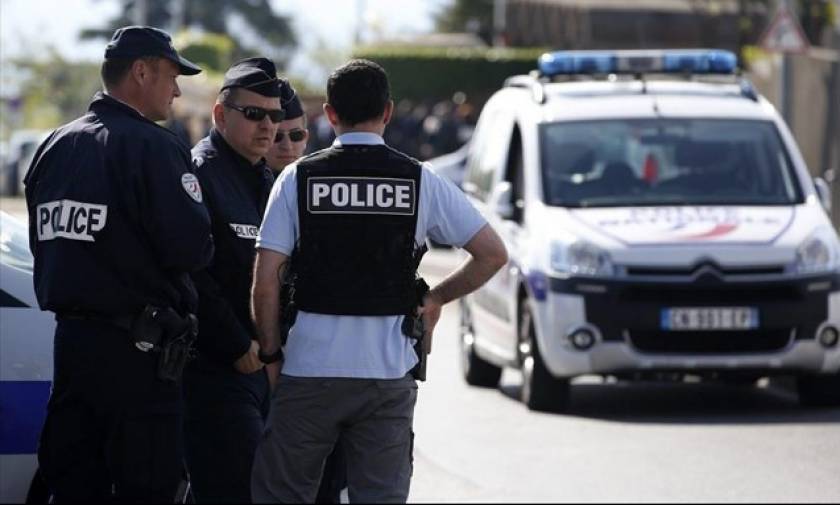 Γαλλία: 15χρονος πυροβόλησε την καθηγήτριά του φωνάζοντας «Αλλάχ Ακμπάρ»