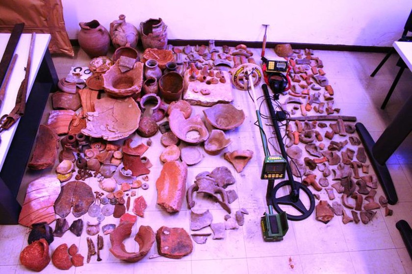Καβάλα : Σύλληψη 69χρονου με «αρχαιολογικό θησαυρό» (pics)