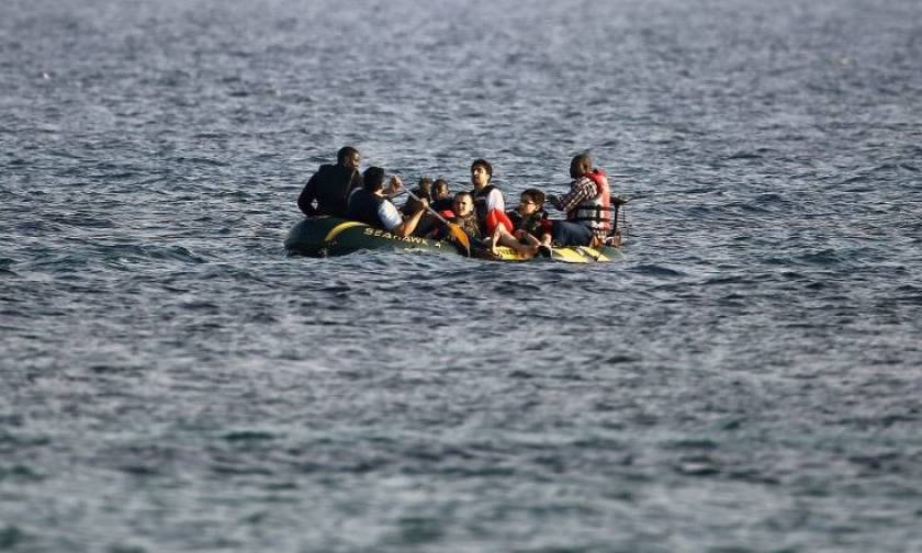 Σύρια πρόσφυγας γέννησε δίπλα στη βάρκα που τη μετέφερε στην Ελλάδα