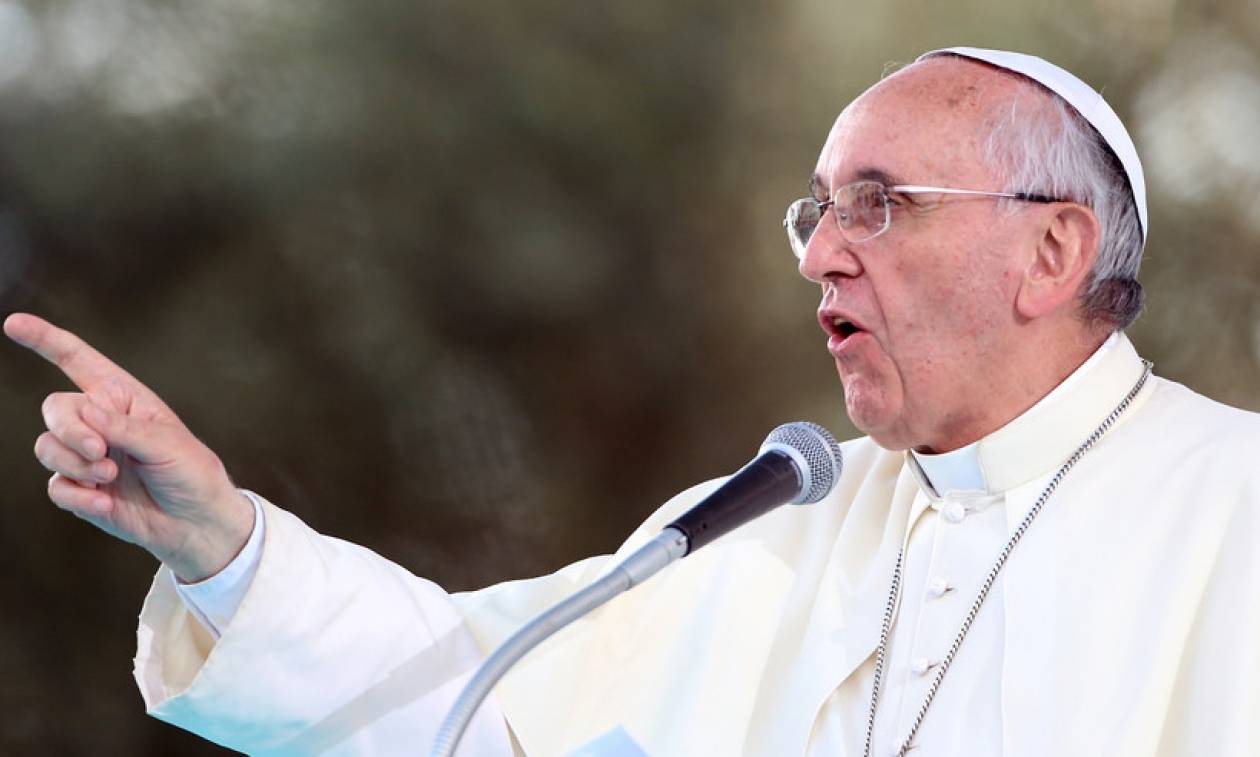 Συγγνώμη από τους πιστούς ζήτησε ο πάπας Φραγκίσκος