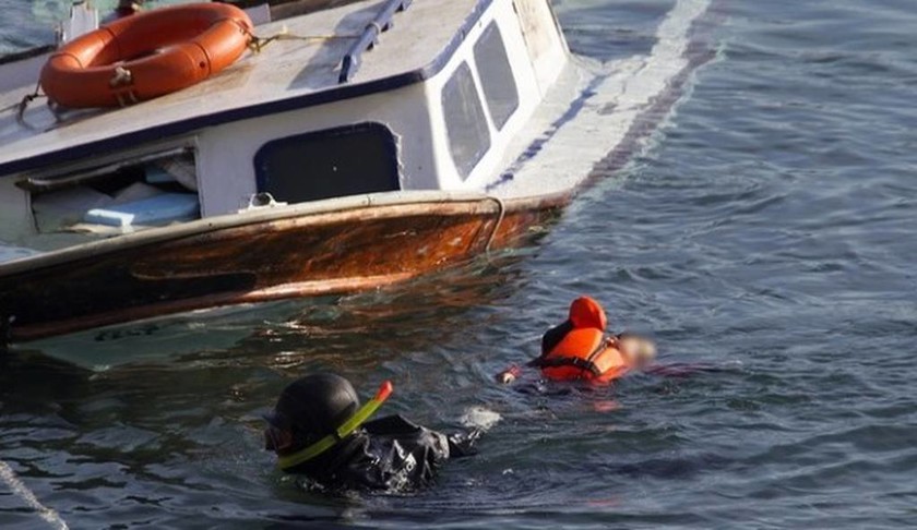 Δουλεμπορικό συγκρούστηκε με πλοίο του λιμενικού - Επτά νεκροί και οκτώ αγνοούμενοι