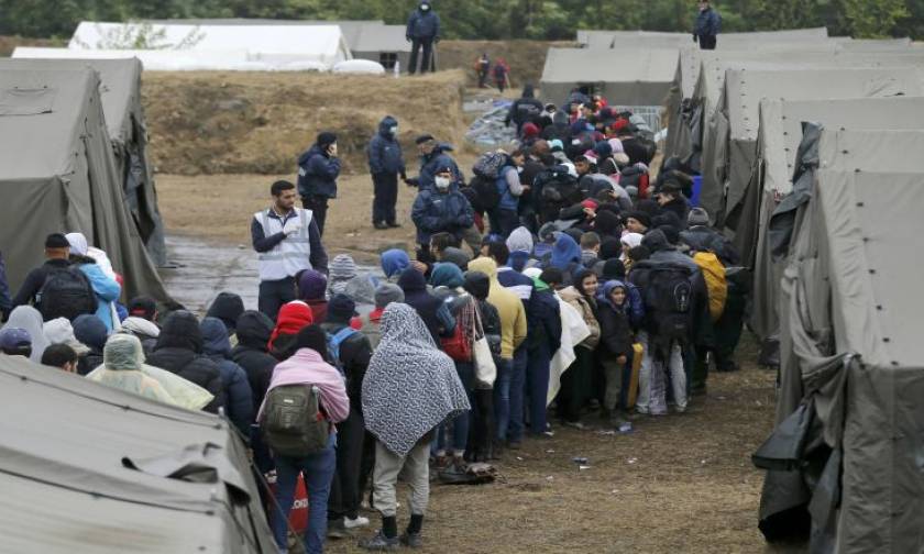 Ουγγαρία: Ολοκληρώθηκε ο φράχτης στα σύνορα με την Κροατία