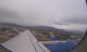 Απόλυτος τρόμος: Φτερό αεροπλάνου αποκολλήθηκε κατά την απογείωση (video)