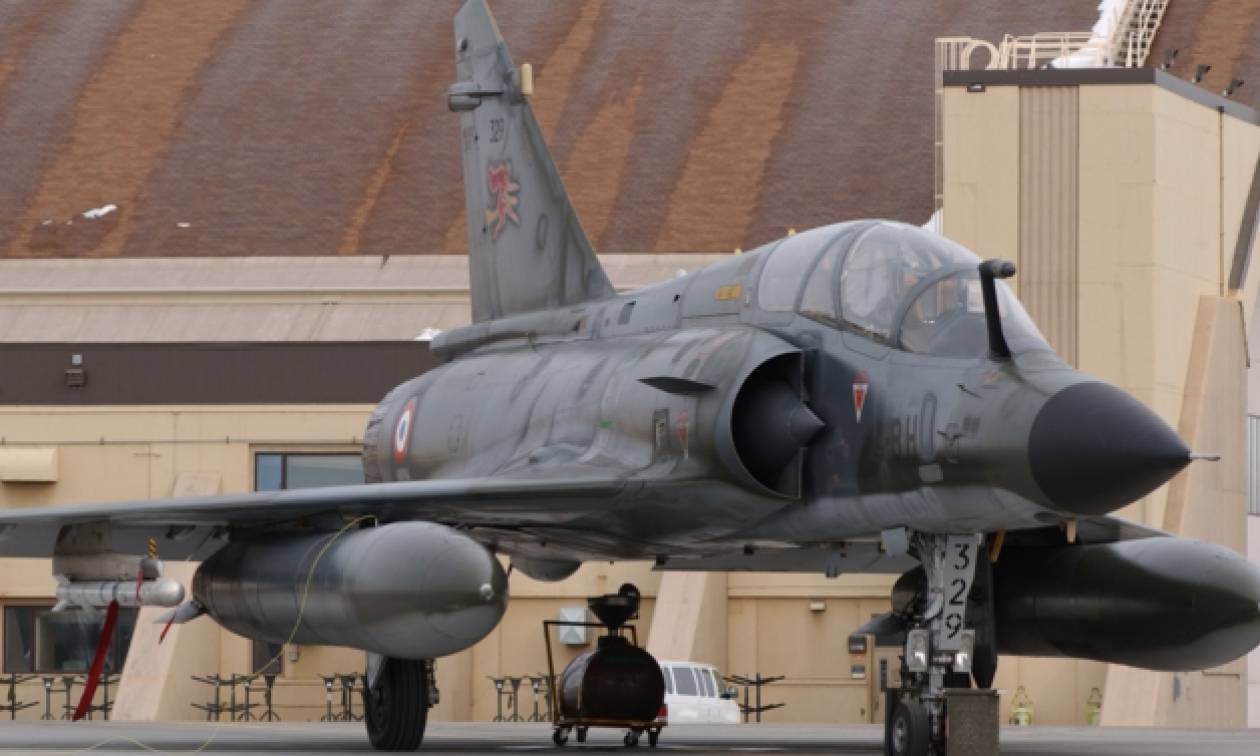 Γαλλικό μαχητικό ενεπλάκη σε «επικίνδυνο περιστατικό» με ρωσικό αεροσκάφος