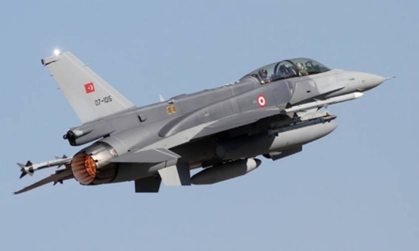 Μπαράζ προκλήσεων από οπλισμένα τουρκικά αεροσκάφη στο Αιγαίο