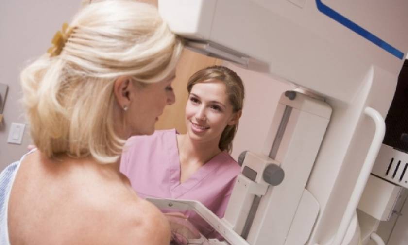 Αμερικανική Αντικαρκινική Εταιρεία: Πότε πρέπει να κάνει η γυναίκα την πρώτη μαστογραφία